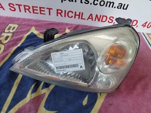 SUZUKI LIANA RH41 10/2001-06/2007 LEFT HEADLAMP Hatchback 10812 - Picture 1 of 12