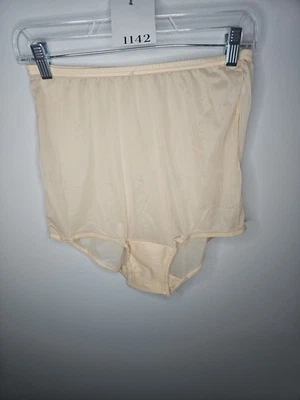 Винтажные нейлоновые бежевые трусики Vanity Fair Tricot прозрачные размер 7 - Изображение 1 из 4