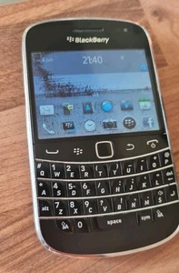 BlackBerry Bold 9900 - 8GB - Black - (Unlocked) Smartphone - Picture 1 of 5