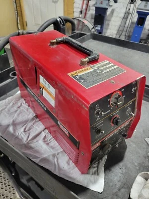 Soldador Lincoln Invertec S275-S TIG y Stick Foto 1 de 4