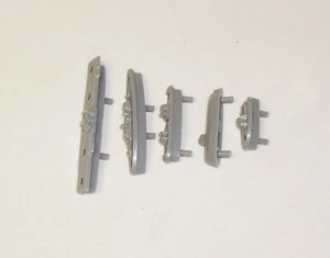 Ancien jeu de société cuirassé pièces détachées 5 vaisseaux plastique - Photo 1/1