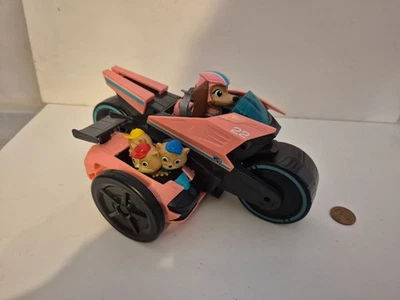 Paw Patrol Mighty Película Liberty & Junior Patrollers-Superhéroe Scooter Figura Set Foto 1 de 4