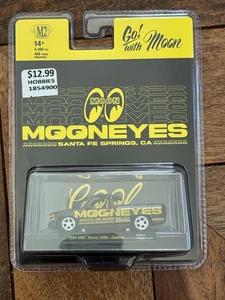 M2 Machines 1:64 MOONEYES 1988 GMC Sierra 1500 Custom Limited 1/4400 HS67 25-24 - Picture 1 of 2