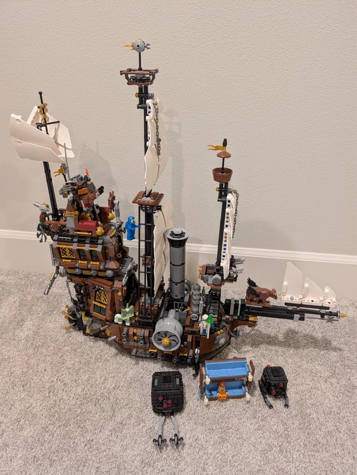LEGO The LEGO Movie 70810 MetalBeard's Sea Cow 99.99% Complete Please Read Desc - Image 1 of 4
