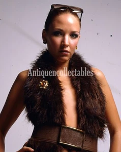 Chica Modelo Glamour Profesional Estudio Tomas Imagen Positiva Formato Medio x5 V44 - Imagen 1 de 5