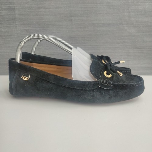 Mocassino slip on Ugg Eevon. UK taglia 7. Scamosciato nero
