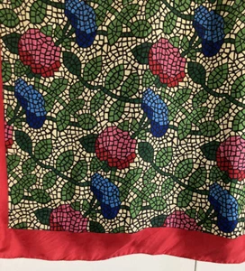 Palau De Musica Catalana riesiger 33"" Seidentuch Blumenmuster Rose Mosaik Buntglas - Bild 1 von 6