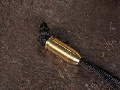 The 45 Brass Bead and a Free Paracord Lanyard Foto 1 de 4