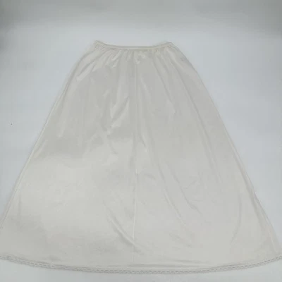 Винтажная женская нейлоновая кружевная отделка Vanity Fair Half Slip M 30 дюймов/40 цвета слоновой кости кремовая отделка НЕДОСТАТКИ - Изображение 1 из 4