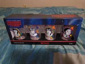 Stranger Things 4 Stück Glas Set 16oz Tassen Loungefly Netflix - Neu in Box!🎁 - Bild 1 von 7