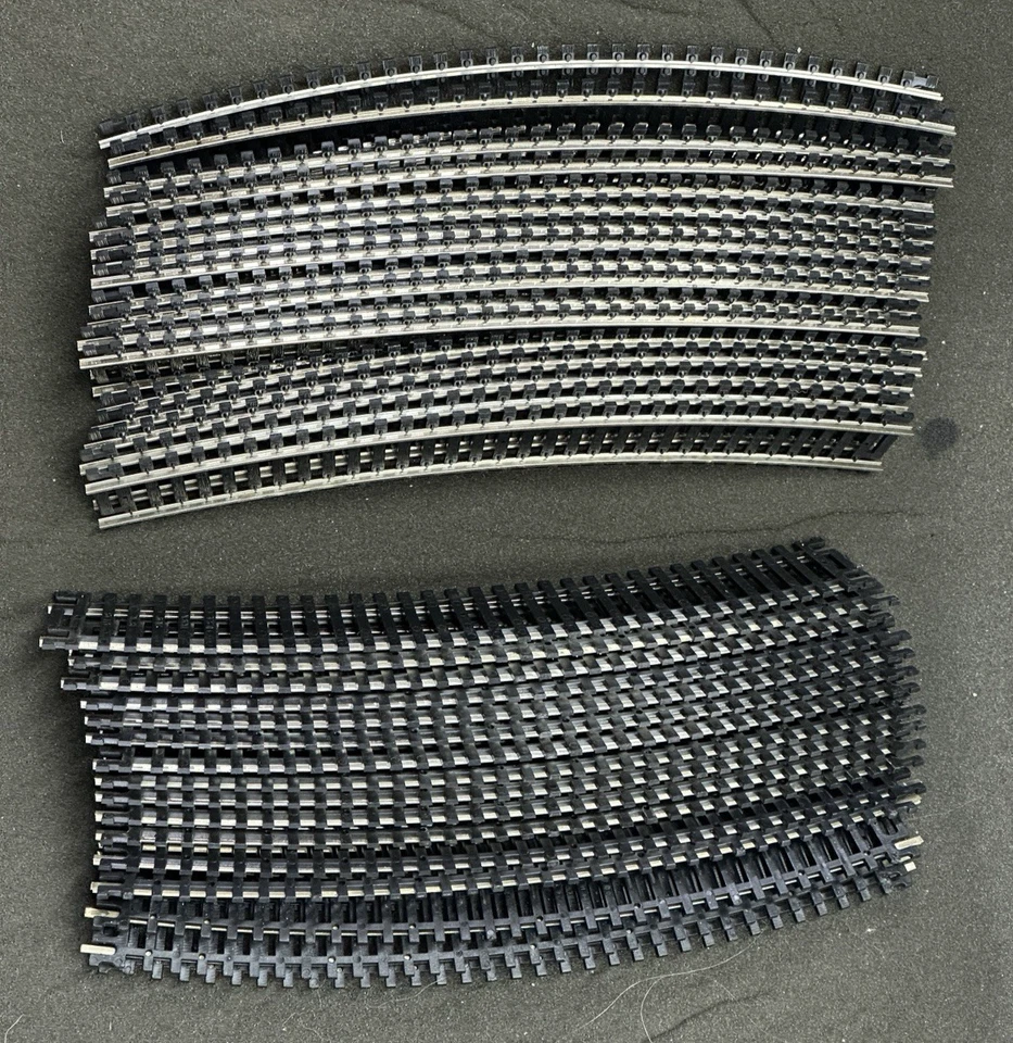 25 PIECES OF ATLAS HO NICKEL SILVER 15" RADIUS SNAP TRACK - FREE SHIP - Image 1 of 3