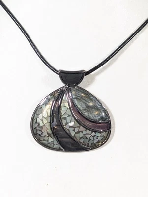 Lia Sophia Seaside Abalone Shell Inlay Pendant Black Cord Necklace 19 in - Image 1 of 4