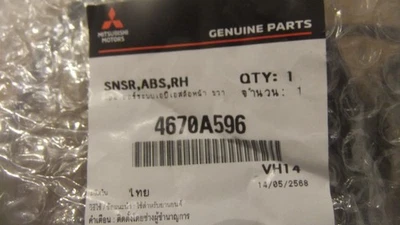 4670A596 MITSUBISHI L200 ABS SENSOR RHSF NEW GENUINE 2011 - 2015 NEW GENUINE - Image 1 of 2