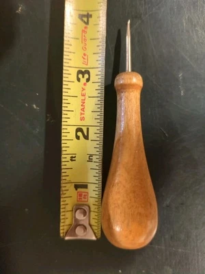Vintage  Rug Hooking Tool, Wood Handle in great Condition! - Photo 1/2