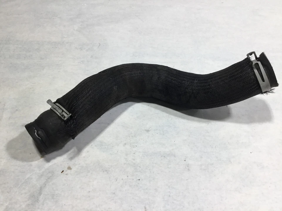 03-06 Dodge Viper SRT10 2005 radiador inferior refrigerante manguera tubo; $9 Foto 1 de 4