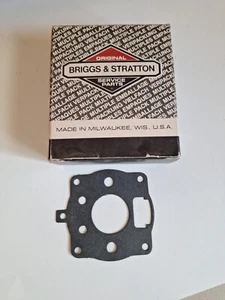 NOS OEM Genuine Briggs & Stratton Engine Carburetor Body Gasket. Part 270268 - Picture 1 of 1