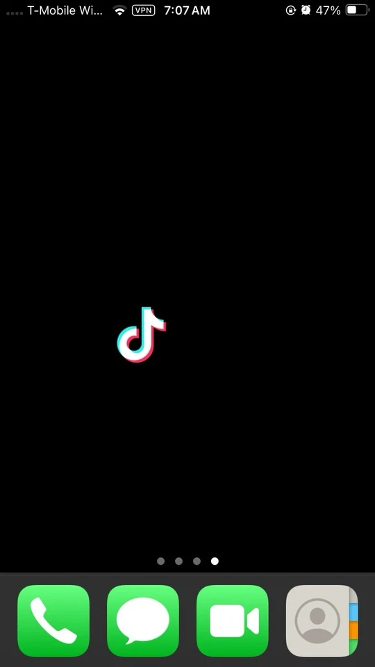 RAD Apple iPhone SE “Tiktok” - Image 1 of 1