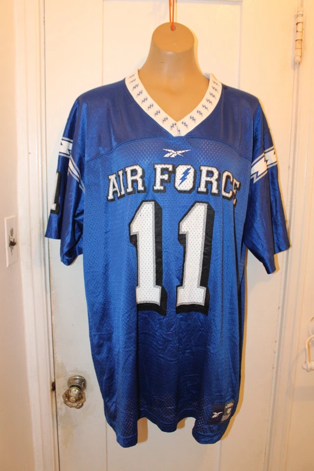 Винтажная мужская футболка REEBOK US Air Force Academy Falcons No11 размер 48 - Изображение 1 из 4