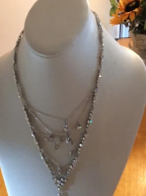 NUEVO CON ETIQUETAS Carolee Tono Plata Cristal Declaración Collar Gota P77 Foto 1 de 4