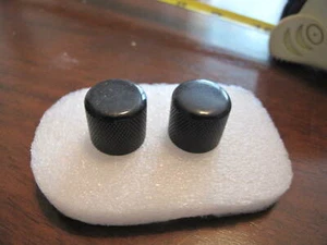 2 Black Guitar Knobs LOT - Picture 1 of 3