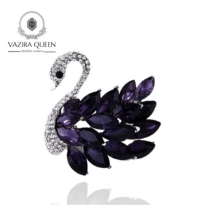 VQ Swan Brooch - Picture 1 of 6