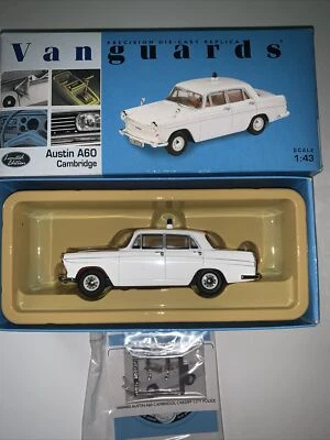 CORGI VANGUARDS 1:43 AUSTIN A60 CAMBRIDGE - CARDIFF CITY POLICE  VA04405 - Image 1 of 3