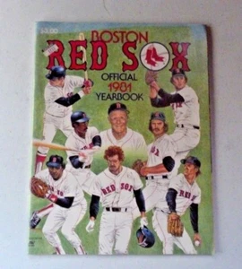 1981 BOSTON RED SOX OFFICIAL YEARBOOK EXMT - Picture 1 of 2