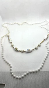 30" painted floral white oblong beads with white plastic beads - Picture 1 of 6