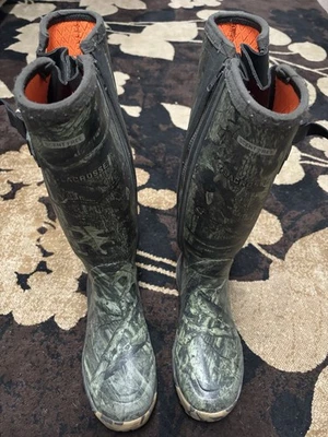 Lacrosse AlphaBurlly Pro Men's Mossy Oak 18” - Image 1 of 4