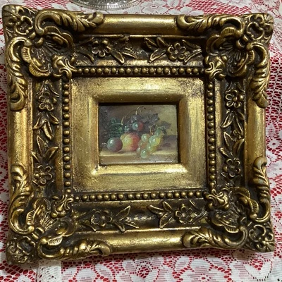 Pintura al óleo Sotheby's Fruit Bodegón en marco dorado grueso ornamentado 10 X 9 Foto 1 de 4