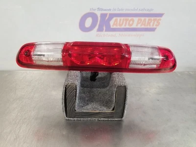 11 2011 GMC SIERRA 1500 THIRD BRAKE LIGHT  - Image 1 of 4