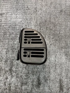 gmc sierra 3500 hvac dash vent front right center 2000 - Foto 1 di 11