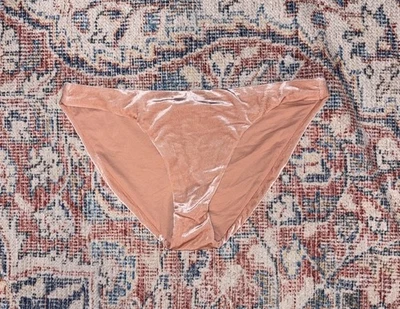 Robin Piccone Roxy Velvet Bikini Bottoms In Blush SZ M NWOT - Imagem 1 de 4