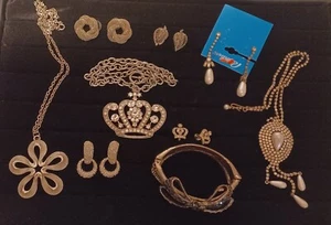 Lotto Gioielli Collane Strass Orecchini Bracciale - Foto 1 di 8