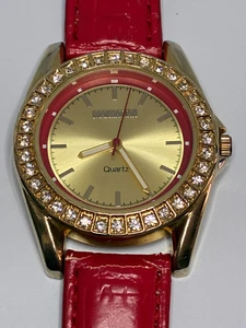 Working Ladies Gold Manhattan by Croton Quartz Watch AQ - Picture 1 of 9