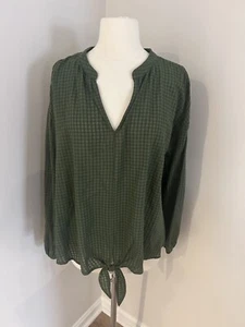 NWT Womens Universal Thread Green Plaid Blouse Sz XL Tie Front VNeck Gingham - Picture 1 of 7