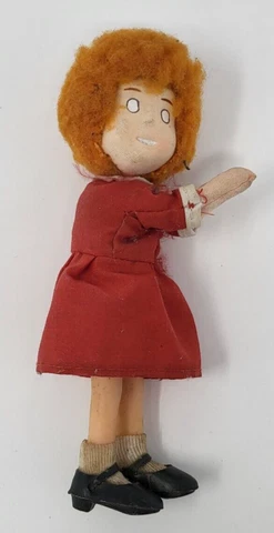 Vintage 1982 Applause LITTLE ORPHAN ANNIE Clip On Doll Knickerbocker Toy Co Cover