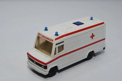 B67 1:55 SIKU 2011 MERCEDES-BENZ 809D VAN BUS AMBULANZA BUONE CONDIZIONI. 3 - Immagine 1 di 4