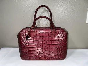 Vintage Dooney and Bourke RARE Red Croc Embossed Boston Bag Classic Italy Made - Picture 1 of 17
