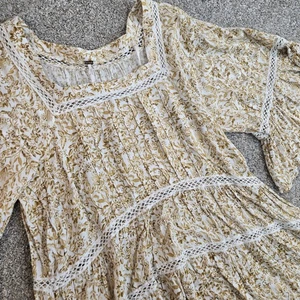 Free People Größe Large Talk About It Tunika Oberteil elfenbeinfarben Blumenmuster Landhaus kokett - Bild 1 von 7