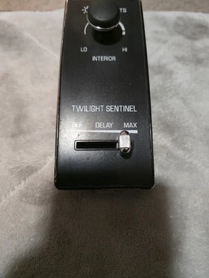 1994 1995 1996 Cadillac Fleetwood Headlight Lamp Control Switch OEM 10099093  AA - Image 1 of 4