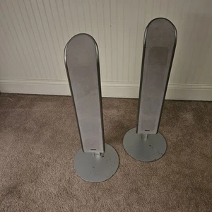 SONY SS-TS8 Surround Sound Speakers on Stand (2) - Picture 1 of 3