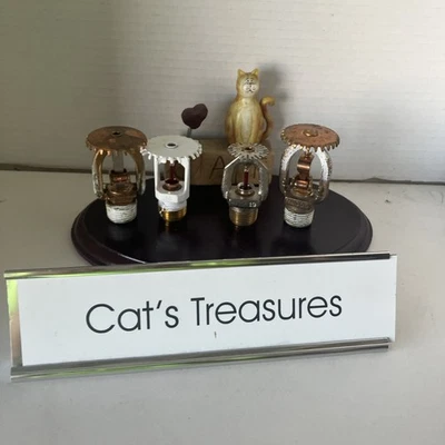 Lote de cabezales de rociadores contra incendios de latón de diferentes tamaños y colores para decoración Foto 1 de 4