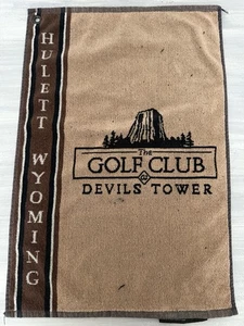 The Golf Club Devils Tower Hulett Wyoming 100% cotone 23x15 - Foto 1 di 4