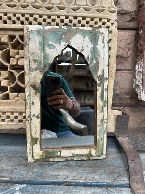 "Antiguo marco colgante de pared espejo verde arco tallado a mano de madera antiguo 13 X 8""" Foto 1 de 4