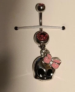 Süßer Totenkopf mit Pavel Edelstein und Epoxid Schleife Bauchnabel Ring 316L Chirurgenstahl - Bild 1 von 1