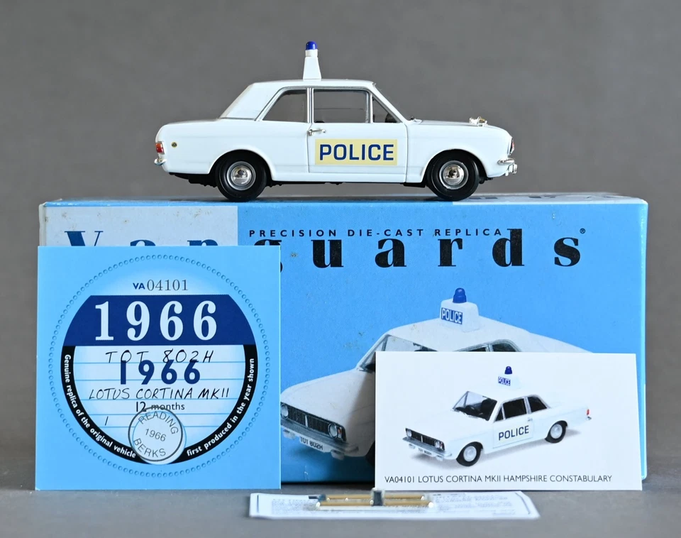 Pantalones Lotus Cortina MkII Constab VA04101 en caja como nuevos Foto 1 de 4