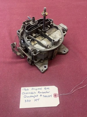 Carburador original GM Oldsmobile 330 MT 1966 Rochester Quardajet  Foto 1 de 4