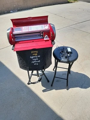 Cricut Cake Kitchen Electronic Cutting Machine Decorating Red - Image 1 of 4