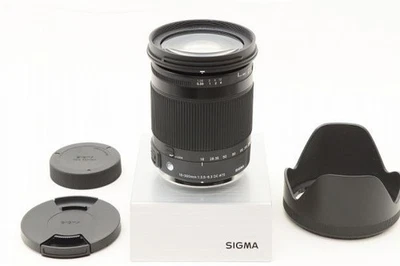 SIGMA 18-300mm F3.5-6.3 DC MACRO HSM Contemporary Lens for PENTAX #25030501 - Image 1 of 4